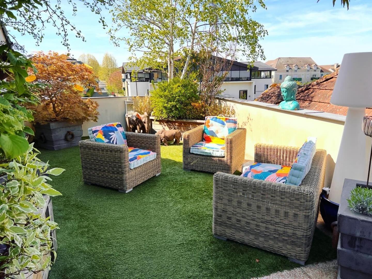 Апартаменти Chez Les Stephs Маньї-ле-Онгр Екстер'єр фото